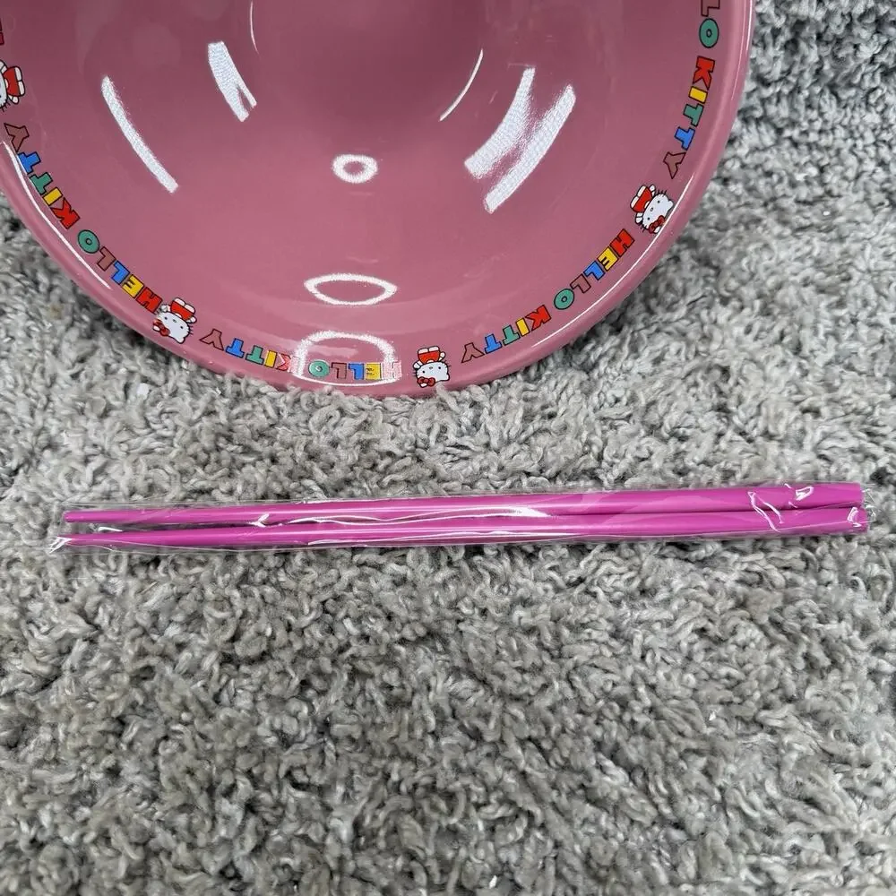 Sanrio Hello Kitty Polka Dot Wide 30 Oz Ramen Bowl with Chopsticks New